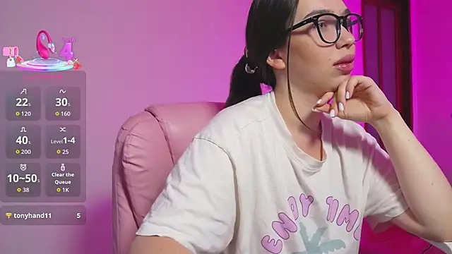Arianahot777 webcam
