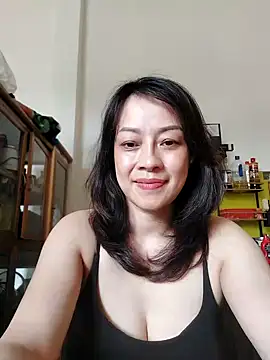 Baby-bigboobs2026 webcam