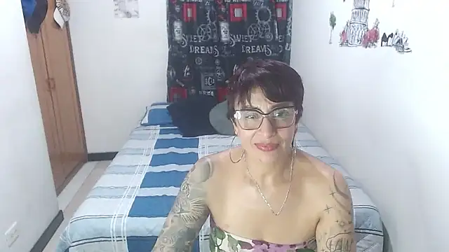 Charlotte_gray_ webcam