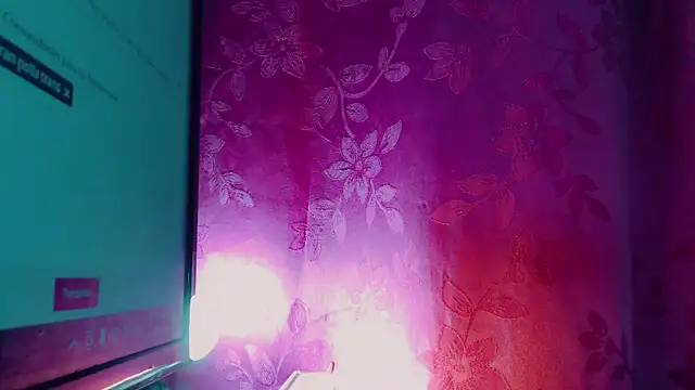 DeboraGill webcam