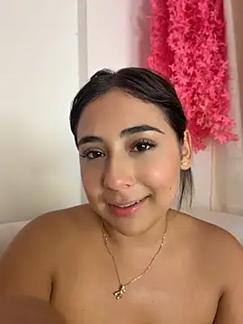 MelodyRey__ webcam