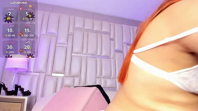 ChloeCartier webcam