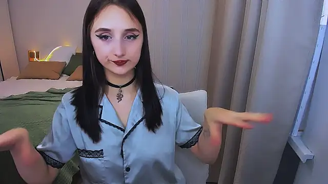 JulietteMonli webcam