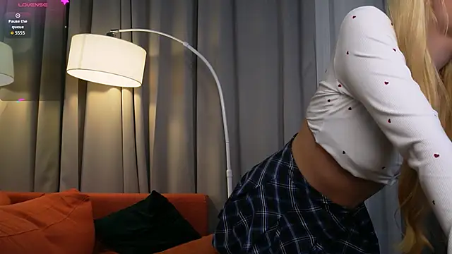 _Mila_Luna_ webcam