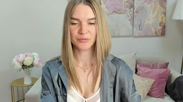RoxyReignn webcam