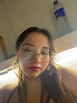 AliciaWhite_nt webcam