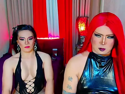 Wildest_Slave_Huntress webcam