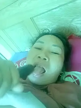 BlueGirlyeah webcam