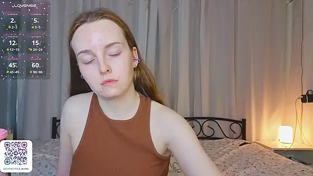 bae_cake_ webcam