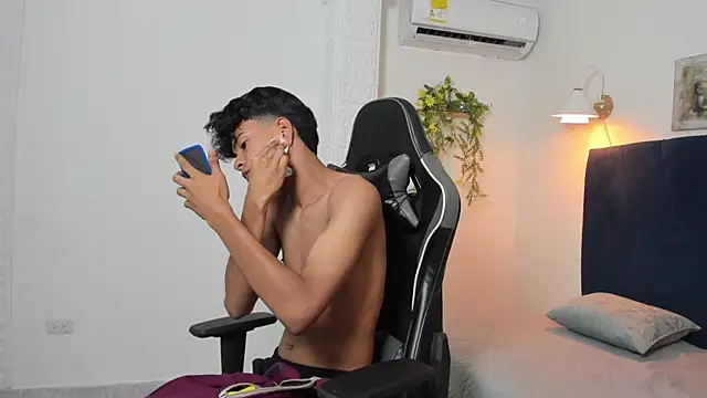 jacob_cum23 webcam