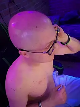 chronic_vibez - Chronic_vibez's free webcam - UK Sex Cams