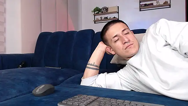 ashely_ryan24 webcam