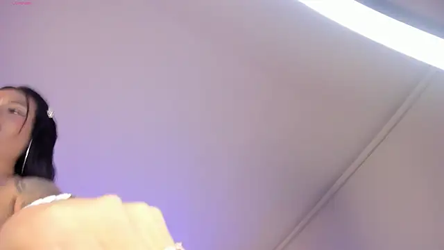 Kendra_kobein webcam