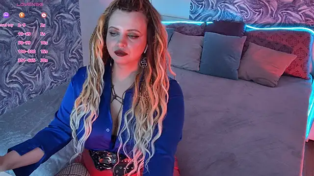 Miss_Maya_Mils webcam
