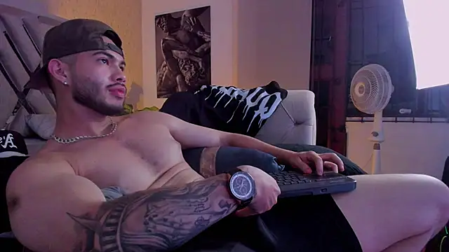 Vincentblack webcam