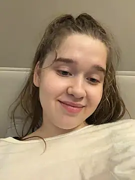 HornyGirlH webcam