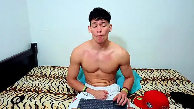 Luke_Muscle