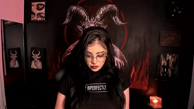 Rubyy-Rose1 live cam on StripChat