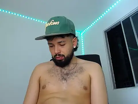 camilorestrepo77 (M young) - NAKED