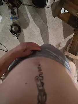 Cummaker69 webcam