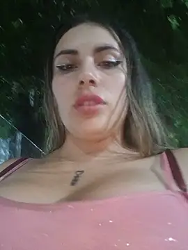 cata_city1106 (F young) - Big stquir public