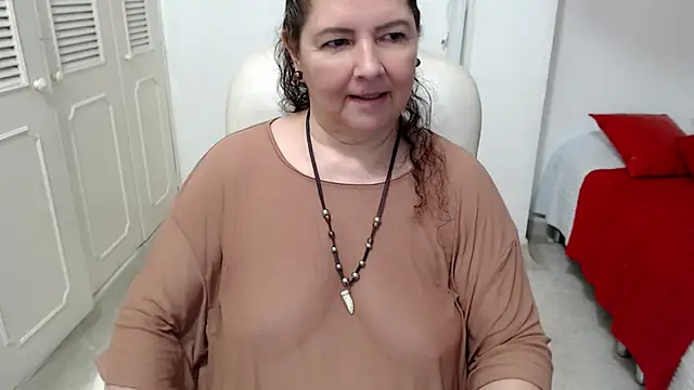 leonela_69 live cam on StripChat