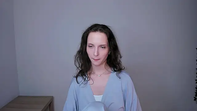Ariadna_Shy webcam