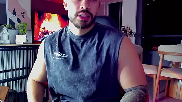 Valenthino_Salvatore webcam