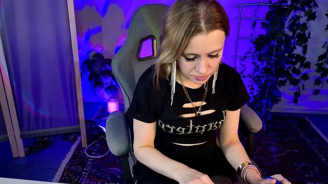 Kumiho_7777 webcam