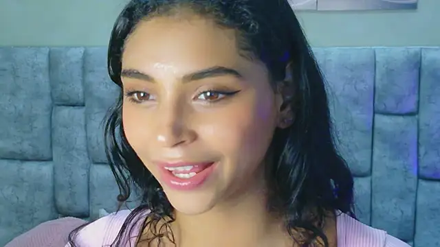 chanellsin - ChanellSin's free webcam - UK Sex Cams