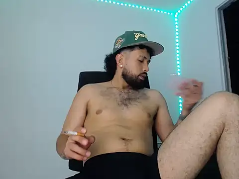 camilorestrepo77 (M young) - NAKED
