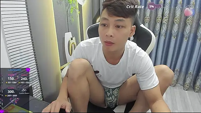 Naughty___asian webcam
