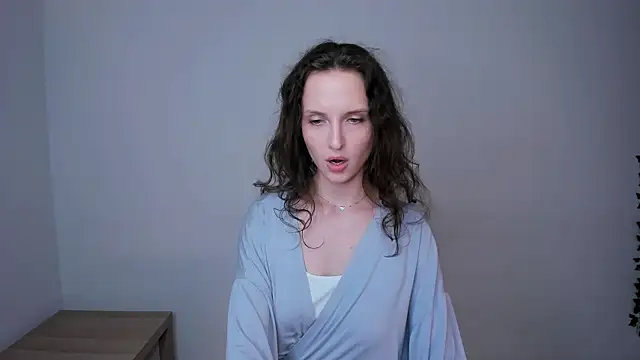 Ariadna_Shy webcam