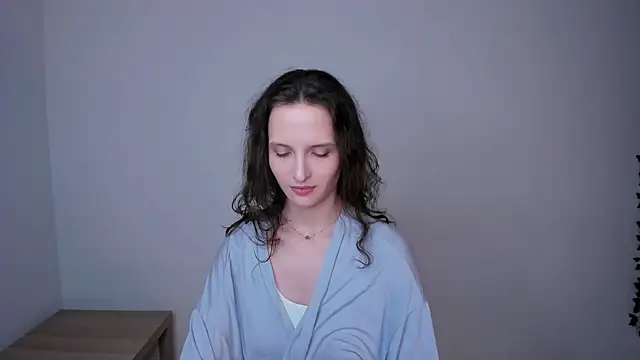 Ariadna_Shy webcam