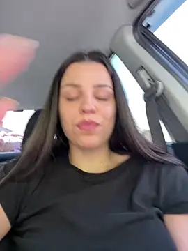 hottest_mia (F young) - 🤩Take off my panties and pussy play🤩