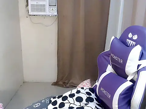 Ur_Goddes_Barbie webcam