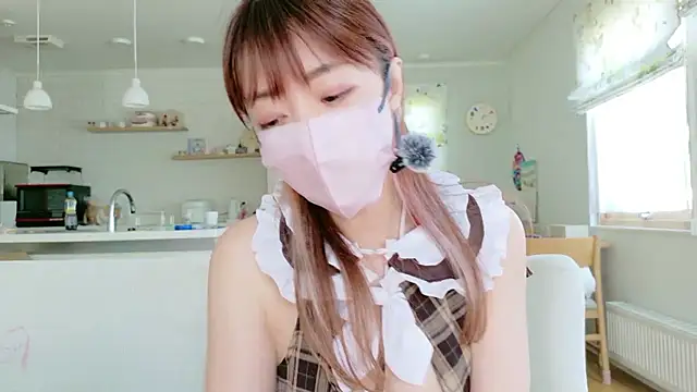 suzu_1201 (F milf) - ４万院人鼻マスク確定です！！たのしみましょ💛
