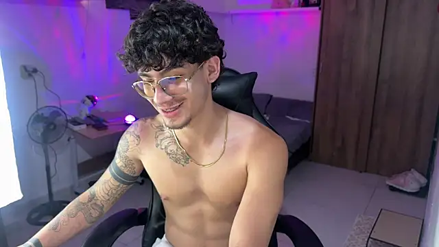 Kisan_Smith webcam