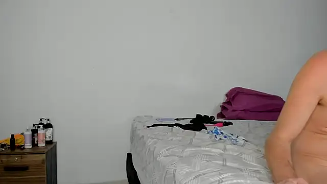 Vivi_Jacko webcam