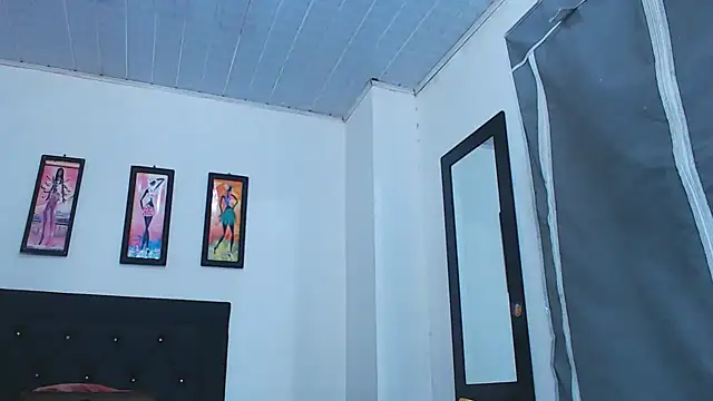 natashat_lorent webcam