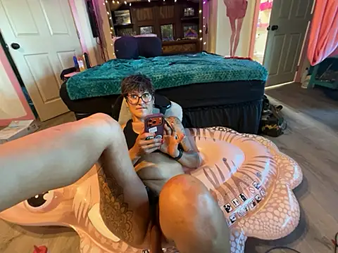 kinkycanner webcam