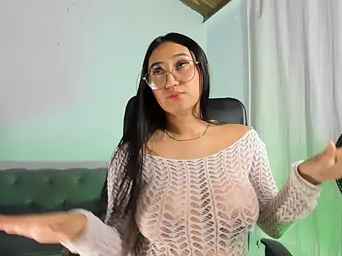 camila_wood