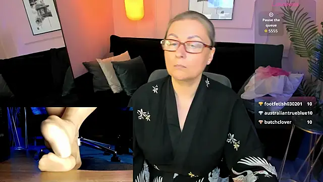 Alexandra_Kind webcam