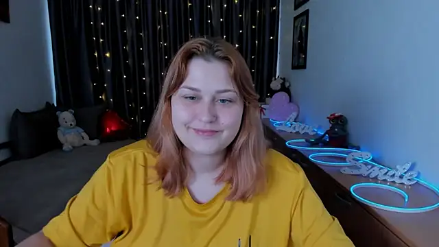 NoraLiin webcam
