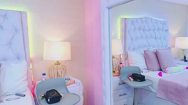 VioletSweetts webcam