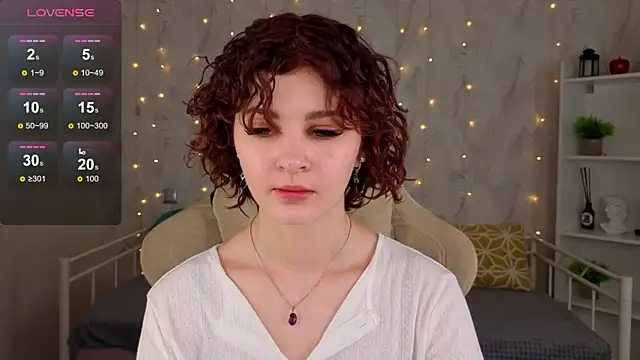 Kira__Fluffy webcam