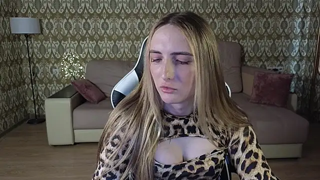Vi_Luxy live sex cam