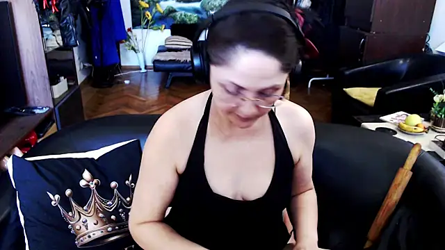 Imperatriza live cam on StripChat