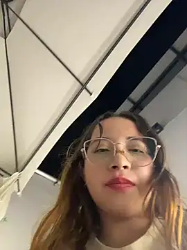 AliciaWhite_nt webcam