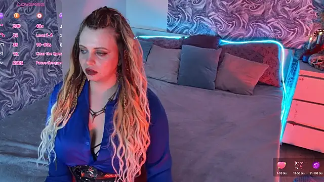 Miss_Maya_Mils webcam